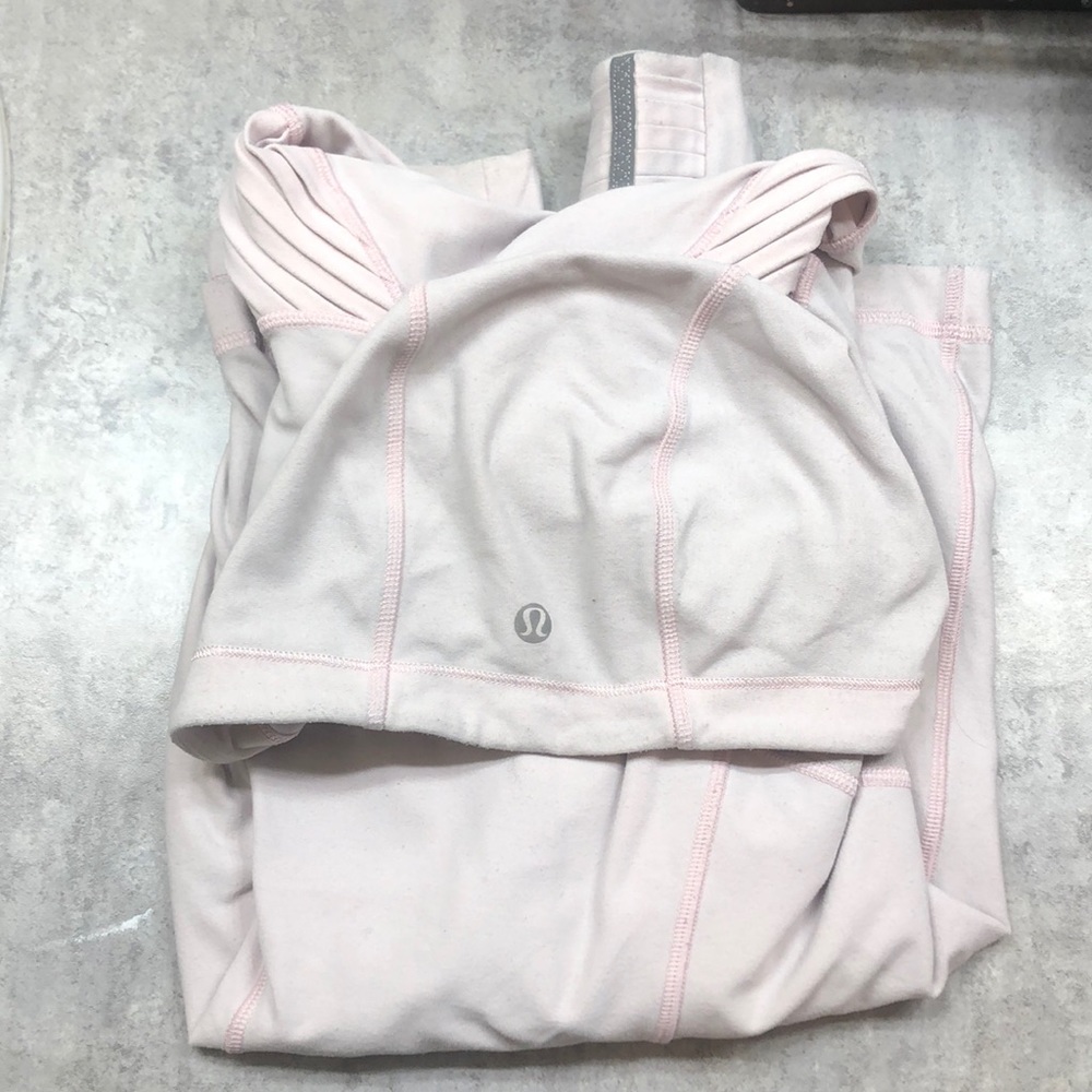 LULULEMON baby pink pull over
